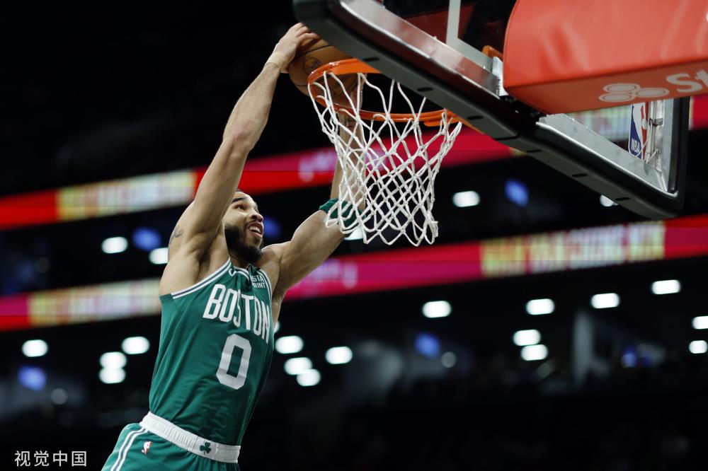 他被描绘成 他被描绘成